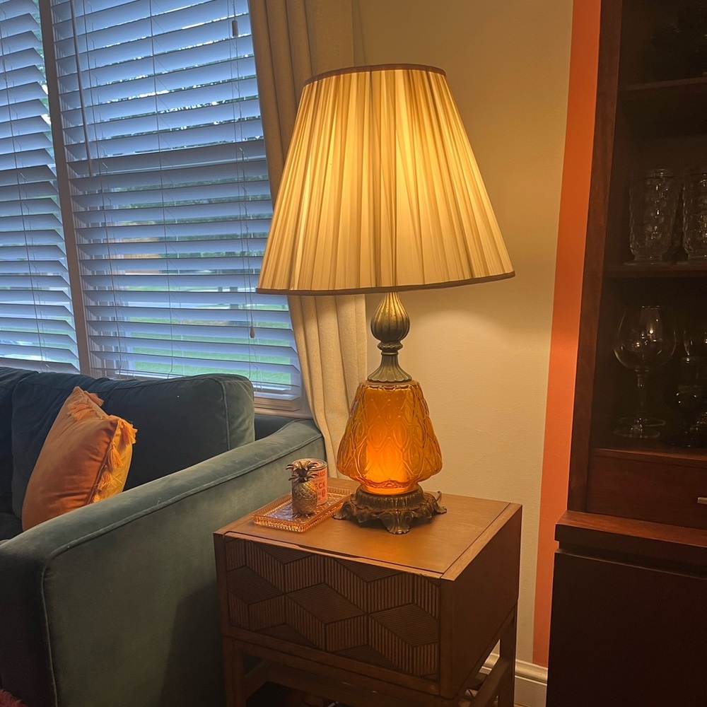 Underwriter laboratories mcm 3 way lamp